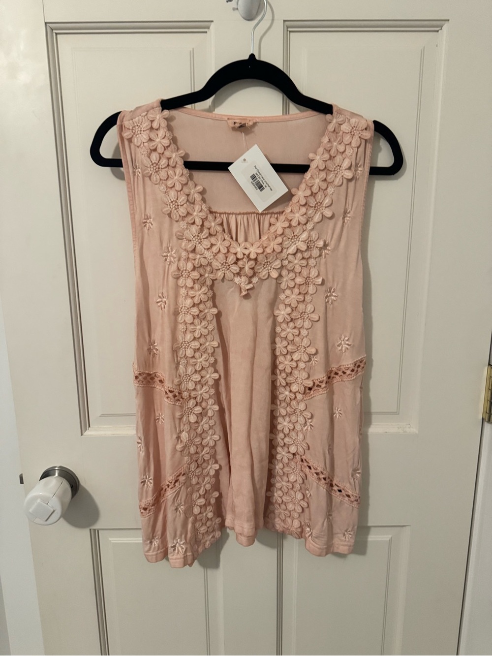 NWT POL Floral Lace Crochet Tank Top - Blush Pink - Size M